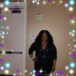 Meet your Posher, Vanessa